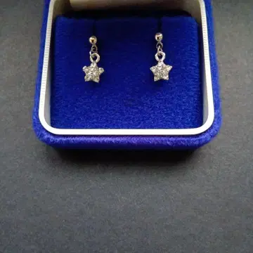 별 모양 크리스탈풍 스톤 실버색 귀걸이