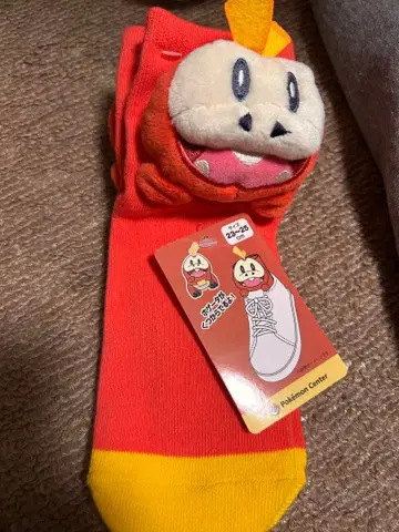 포켓몬 센터 뜨아거(호게타) 마스코트 미들 양말 (23-25cm)