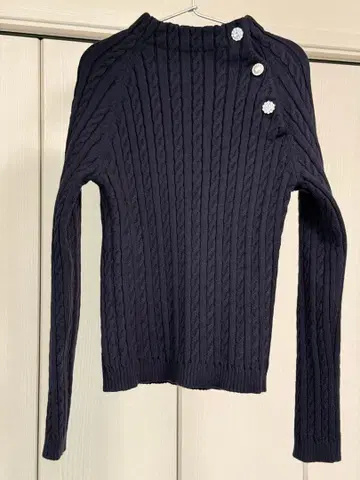 유나이티드 애로우즈 니트 비쥬 버튼 보틀넥