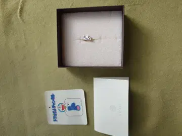 도라에몽 도 귀걸이 실버