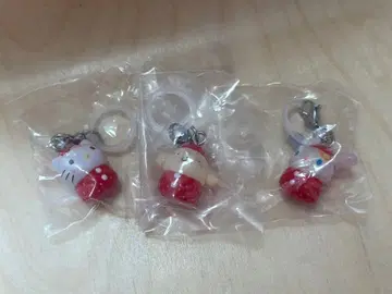 산리오 딸기 메지루시 액세서리 키티 우사하나 폼폼푸딩