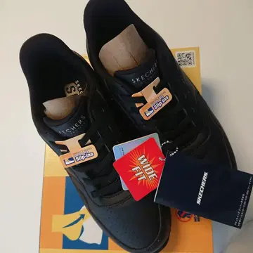 SKECHERS Slip-ins 와이드 핏 스니커즈 폭넓음 24.5cm