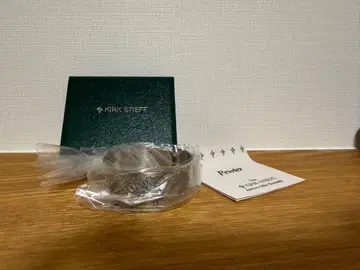 KIRK STIEFF 빈티지 조각 팔찌 (holiday)