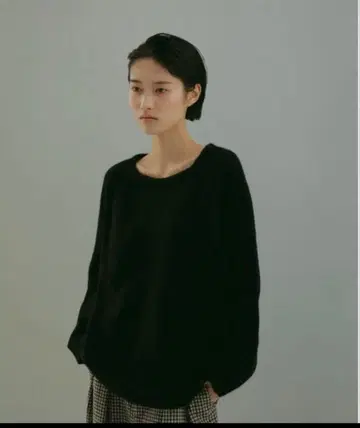 CASA FLINE 카사플라인 래글런 모헤어 니트탑