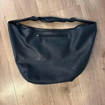 빅 블랙 숄더백