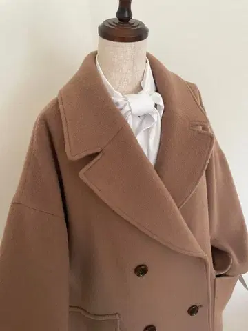 컨디션 최상 [듀얼뷰] 울 샤기 빅 실루엣 코트 사이즈 40