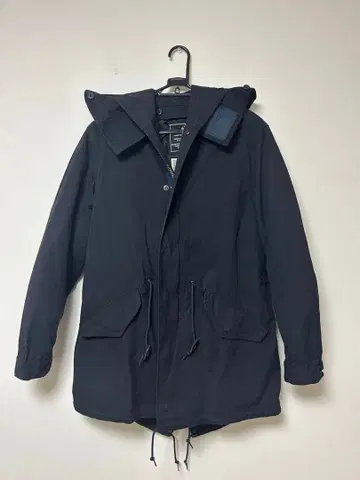 알파 인더스트리즈 모즈 코트