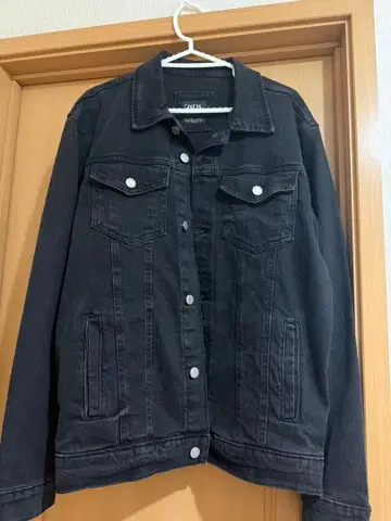 ZARA 블랙 데님 자켓