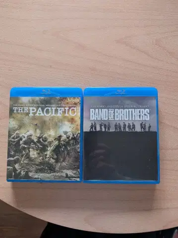 밴드 오브 브라더스 & 더 퍼시픽 Blu-ray 세트