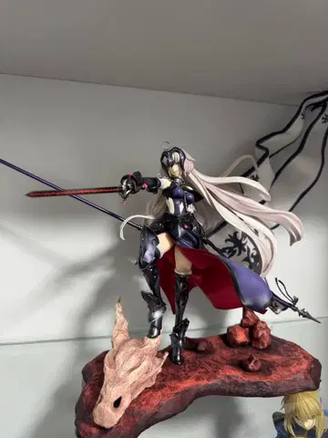 어벤저/잔느 다르크 (얼터) 어둠의 불꽃을 두른 용의 마녀 1/7