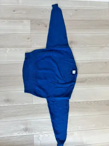 RVCA 파랑 크루넥 니트 긴팔