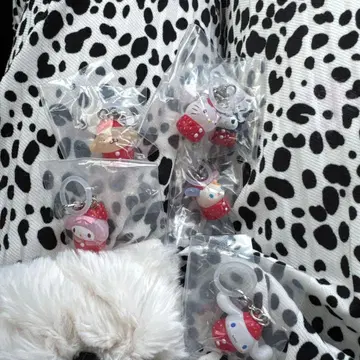 딸기 메지루시 액세서리 산리오 캐릭터즈 컴플리트 전 6종