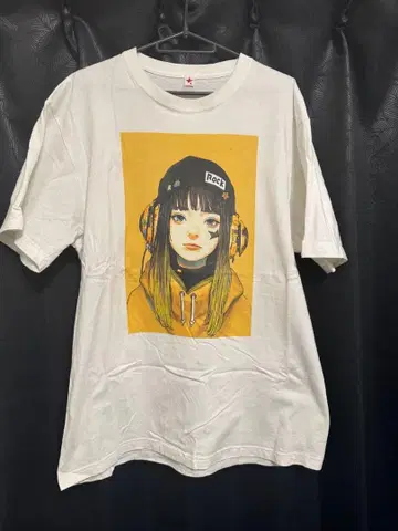 좌부동자 그림 소녀/YELLOW T셔츠 XL입니다.