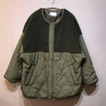 Discoat 보아 절개 퀼팅 코트 [WEB 한정 컬러 있음]