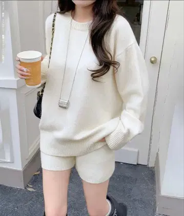 새상품 다크 엔젤 니트 숏팬츠 셋업