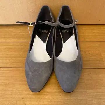 히미코 그레이 앵클 스트랩 펌프스 24cm