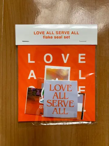 LOVE ALL SERVE ALL 플레이크 씰 세트
