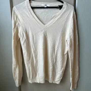 UNIQLO 아이보리 캐시미어 100%