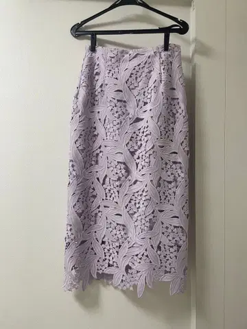 셀포드 은방울꽃 레이스 스커트