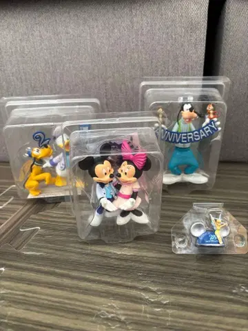 랜드 25주년 피규어 세트