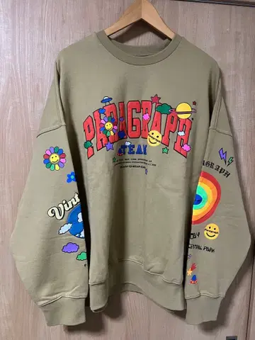 Paragraph 빈티지풍 맨투맨