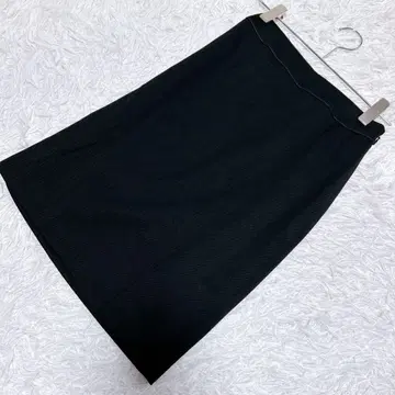 [ 새상품급 ] INDIVI 인디비(38) 타이트 미디 스커트 블랙 포멀