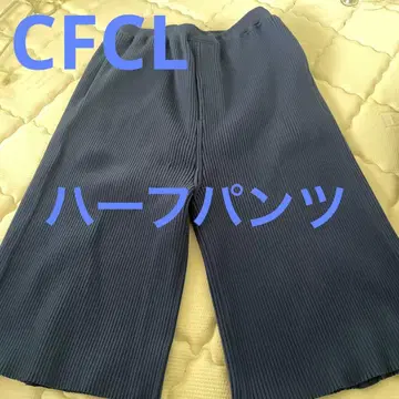 CFCL 하프 팬츠