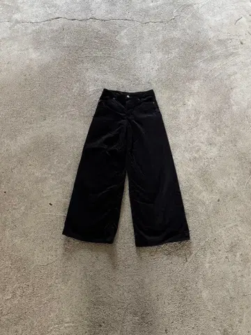 코듀로이 블랙 부츠컷 배기 데님 y2k archive