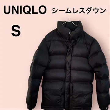 유니클로 울트라 라이트 다운 심리스 후드티 블랙 S 사이즈 UNIQLO