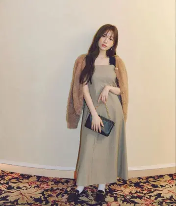 NATURAL BEAUTY BASIC 디자인 버튼 라메 샤기 가디건