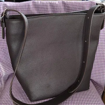 신진 공방 초코색 가죽 숄더백