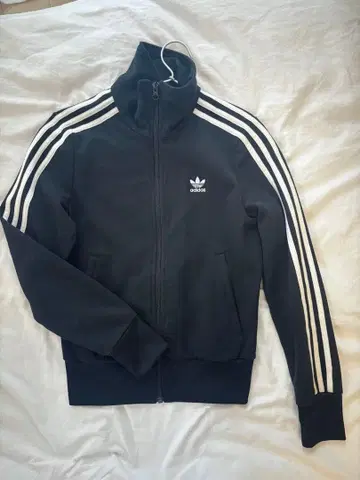 아디다스 블랙 옷깃 저리 트랙 자켓 여성 M 트랙 탑