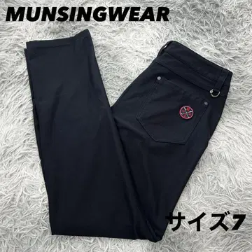 새상품급 먼싱웨어 팬츠 스트레치 네이비 펭귄 가을/겨울 사이즈 7