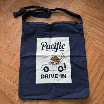 선탠 스누피 PacificDRIVE-IN 콜라보 토트백 백