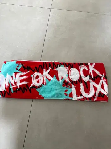 ONE OK ROCK 타월 LUXURY DISEASE