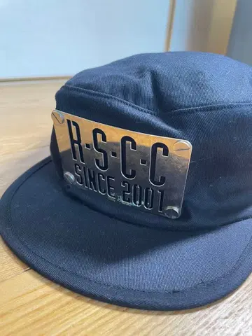 ROCSTAR 메탈 플레이트 워크캡 블랙