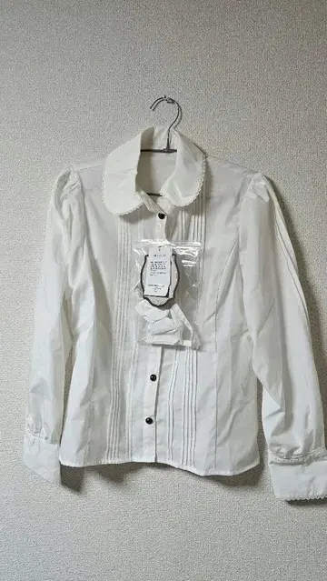 시마무라 콜라보 쿠루미 블라우스