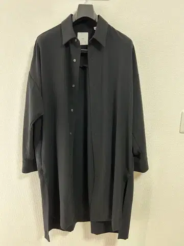 Lui's 루이스 스텐카라 코트