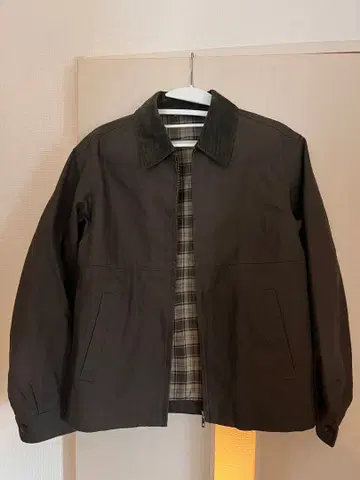 유니클로 카키 캐주얼 자켓 S 사이즈