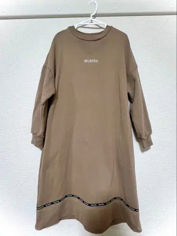 MILKFED./베이지/브라운/긴팔/원피스/롱/속기모 없음