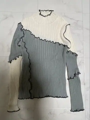 퍼블릭 도쿄 PUBLIC TOKYO 웨이브 스티치 리브 니트