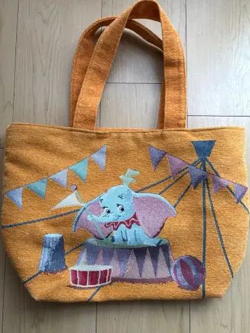 덤보 토트백 오렌지 디즈니 스토어