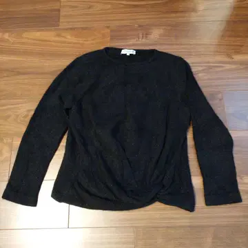 [ MACKINTOSH LONDON ] 블랙 니트 긴팔 꼬임 디자인