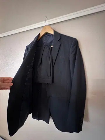 THE SUIT COMPANY 네이비 스트라이프 자켓