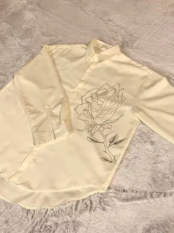 장미 자수 긴팔 셔츠 화이트 한국