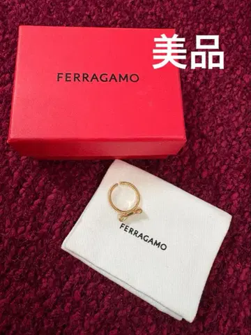FERRAGAMO 리본 모티브 반지 바라