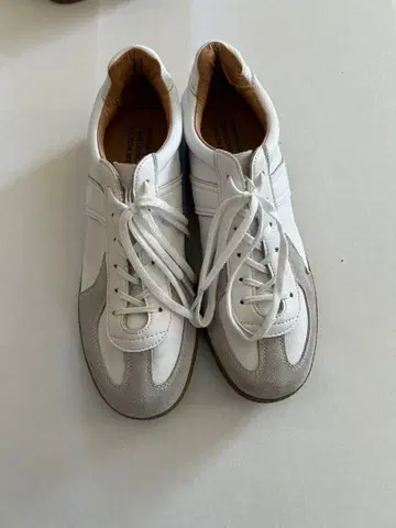 복각 저먼 트레이너