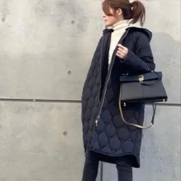 엠마 테일러 퀼팅 후드 코트 블랙 size34