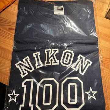 NIKON 100주년 기념 T셔츠 M 사이즈