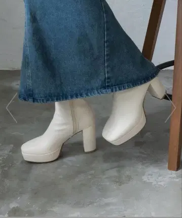 새상품급 EVOL 이볼 9.5cm 스톰 소프트 스트레치 부츠